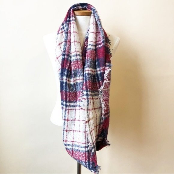 NWT Fall Autumn Fuzzy Frayed Edge Flannel Plaid Infinity Scarf One Size Burgundy - Picture 2 of 4